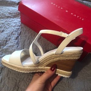 Kelly & Katie India Espadrille Wedge Sandals 8